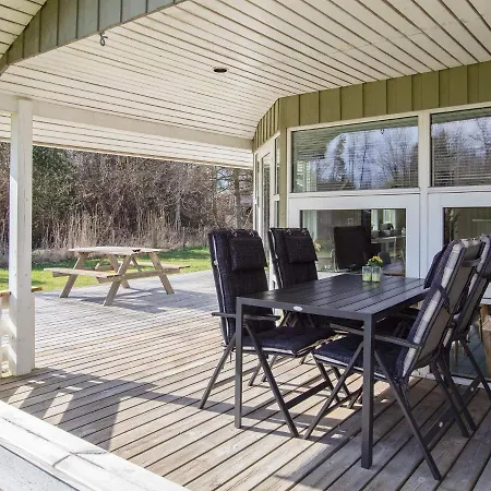 4 Star Holiday In Holiday home